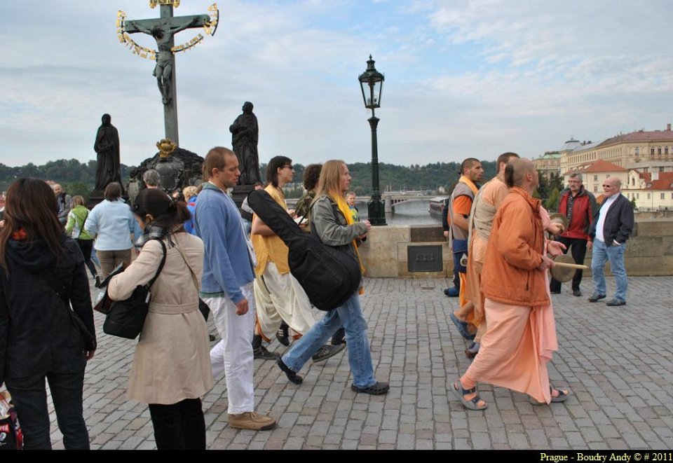 Prague - Pont St Charles 022